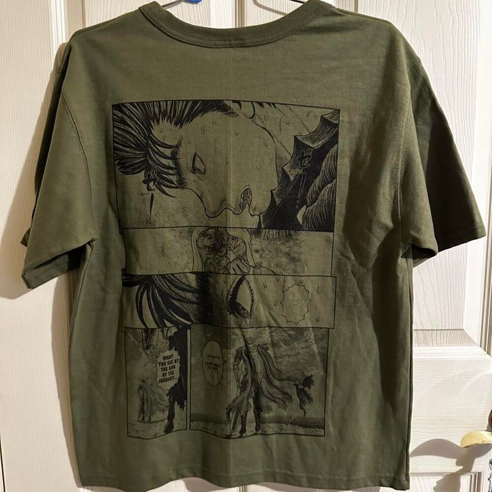 Champion Men's Small Green and Khaki T-shirt